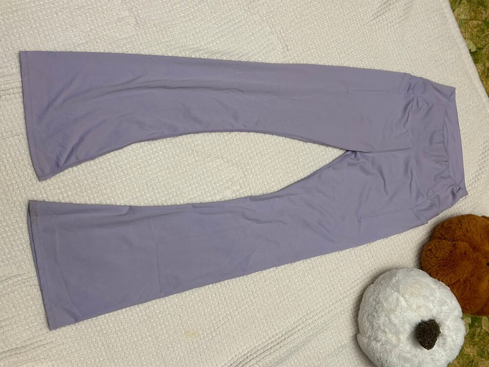 SHEIN Lavender Lilac Leggings Size M High Rise Stretch